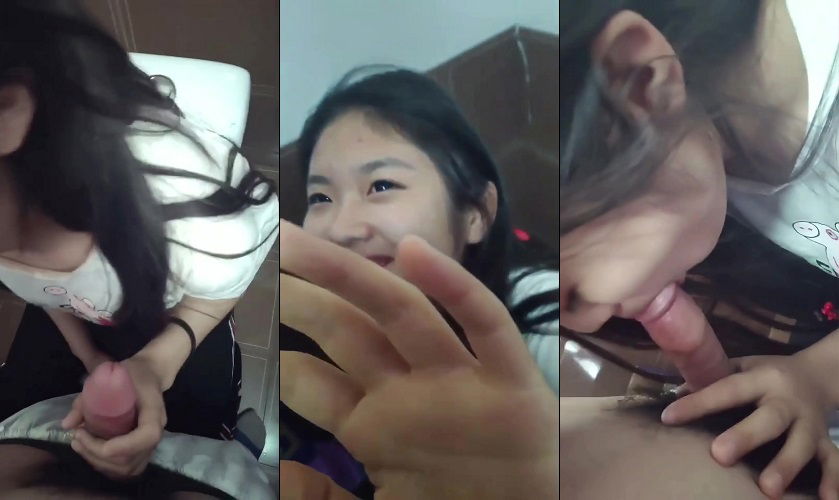 sex viet hach cam Được cô bạn bú mút trong wc trường học