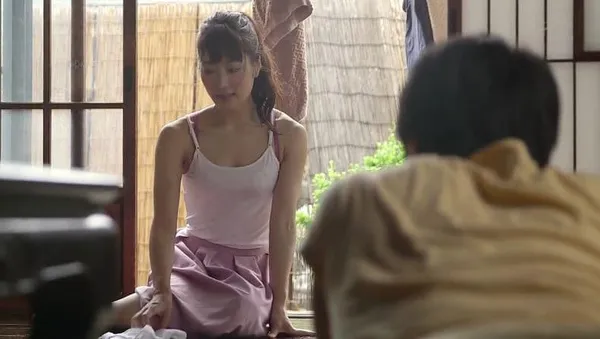 phim sex lồn to Cảm xúc ùa về khi sống cạnh người bạn gái của anh trai là bạn thân thời thơ ấu